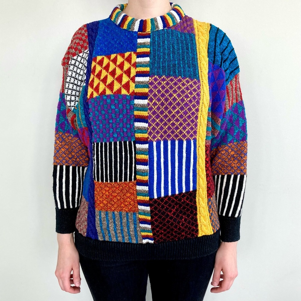 Vintage Serenity multicolour patchwork knit sweater. 💙